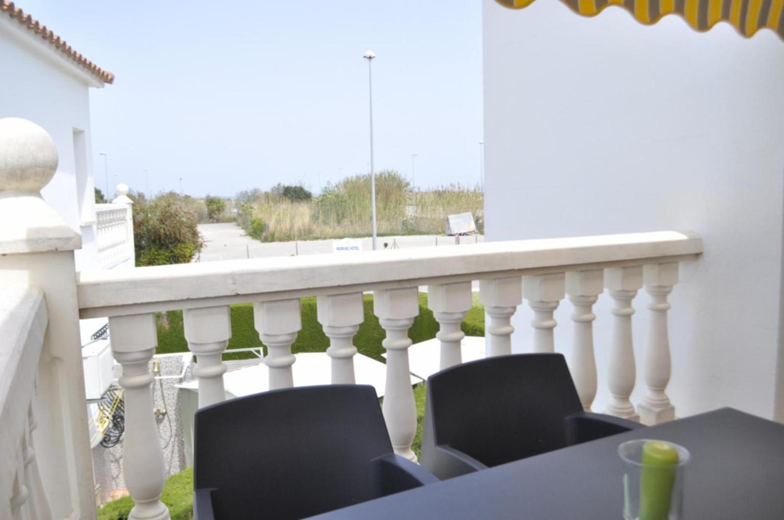Family Club Sevilla I Oliva